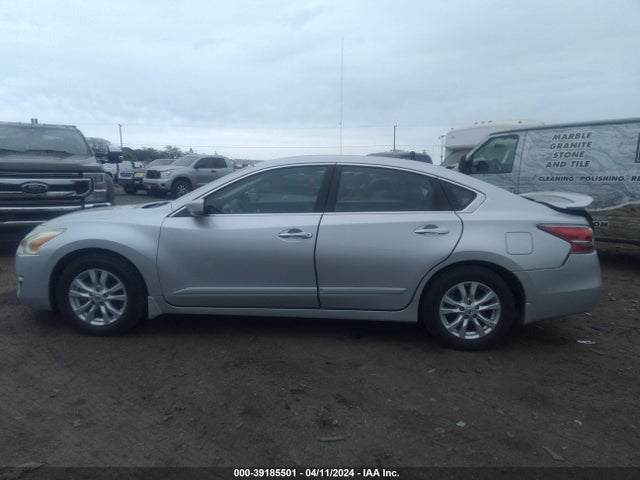Nissan Altima 2.5 S 2014 1N4AL3AP9EN383493 Image 14