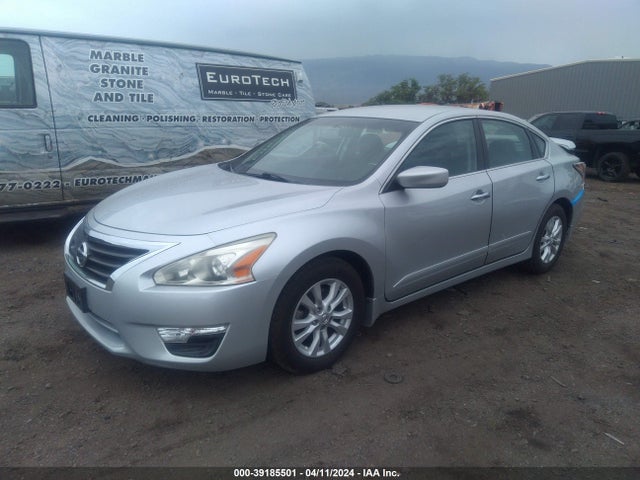 Nissan Altima 2.5 S 2014 1N4AL3AP9EN383493 Image 2