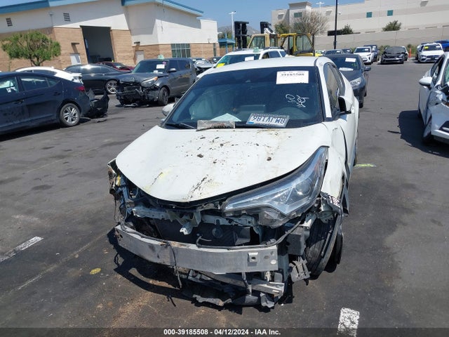 Toyota C-HR LE 2019 JTNKHMBX1K1051938 Image 12