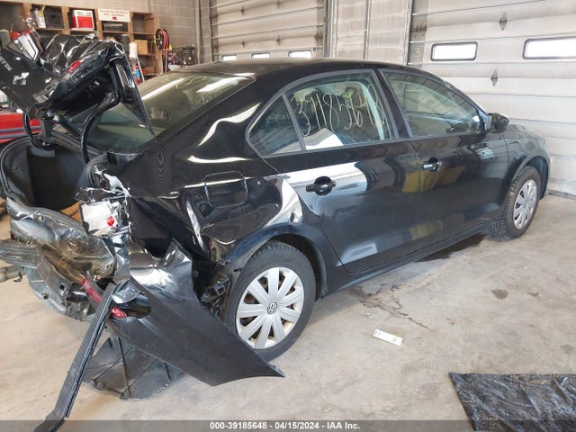 3VW267AJ4GM339923 Volkswagen Jetta 1.4t S