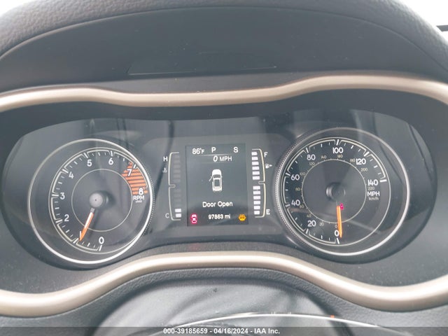 1C4PJLCX4JD524557 Jeep Cherokee Latitude Fwd