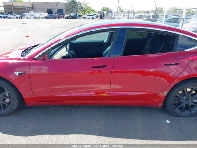 5YJ3E1EAXJF041101 Tesla Model 3 Long Range/mid Range