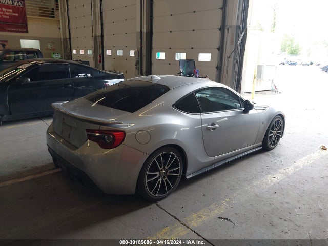Toyota 86 2017 JF1ZNAA11H9706199 Image 4