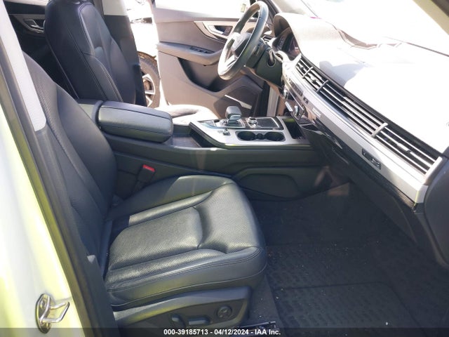WA1LHAF70KD040035 Audi Q7 45 Premium/45 Se Premium