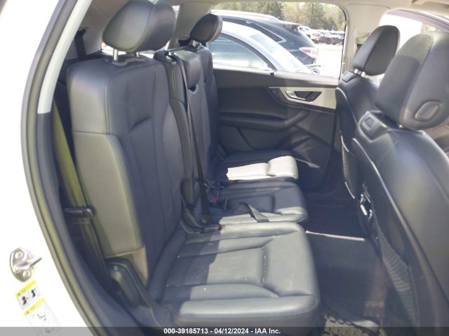 WA1LHAF70KD040035 Audi Q7 45 Premium/45 Se Premium