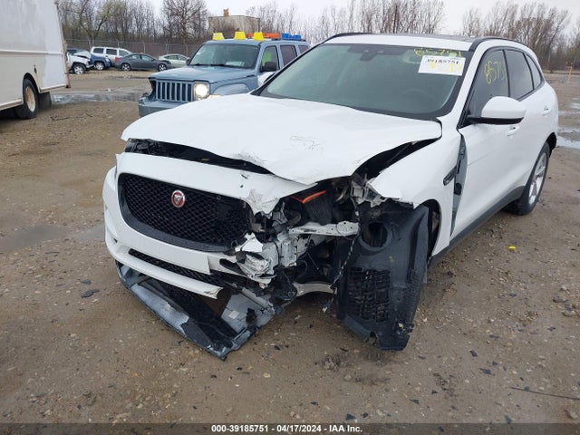 2017 JAGUAR F-PACE SADCJ2BN0HA498225 Photo 5