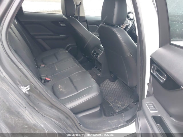 2017 JAGUAR F-PACE SADCJ2BN0HA498225 Photo 7