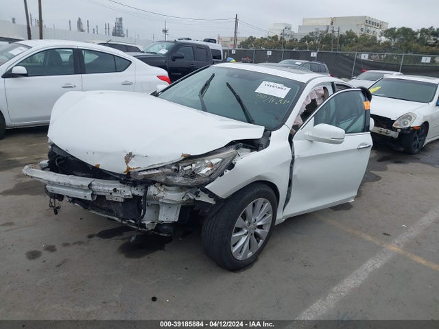 Honda Accord Touring 2015 1HGCR3F91FA000233 Image 2