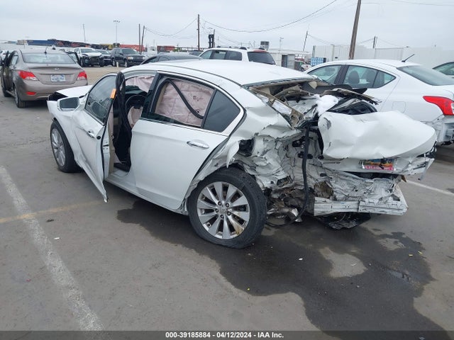Honda Accord Touring 2015 1HGCR3F91FA000233 Image 3