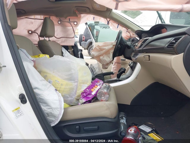 Honda Accord Touring 2015 1HGCR3F91FA000233 Image 5