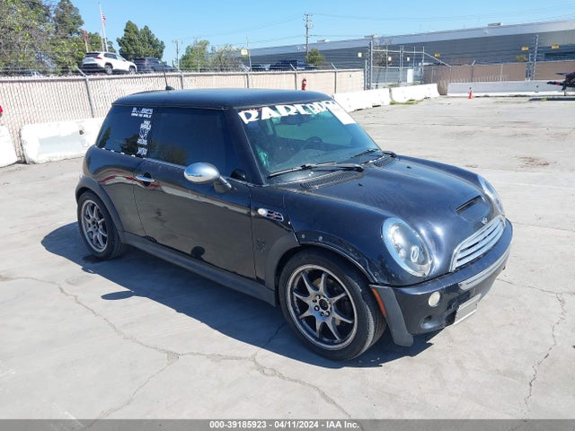 2006 MINI COOPER S WMWRE335X6TJ37680 Photo 0