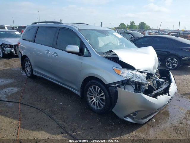 Toyota SIENNA XLE 2020 5TDYZ3DC2LS082474 Image 1