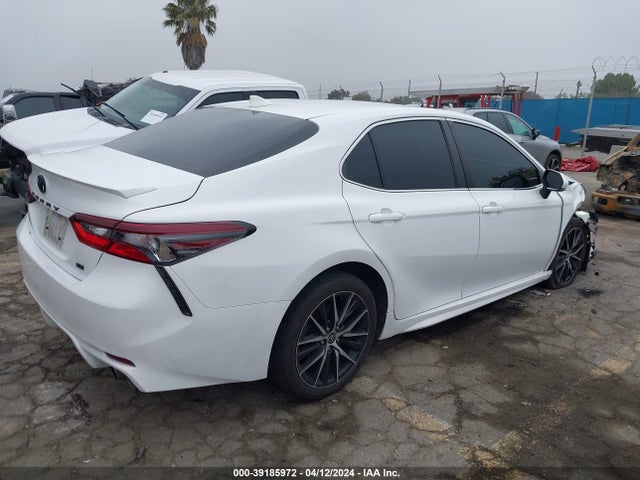 Toyota CAMRY SE 2022 4T1G11AK0NU689910 Image 4