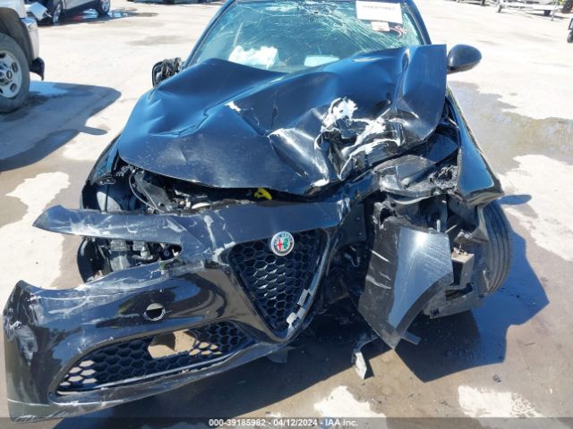 ZARFAEDNXH7535680 Alfa Romeo Giulia Awd