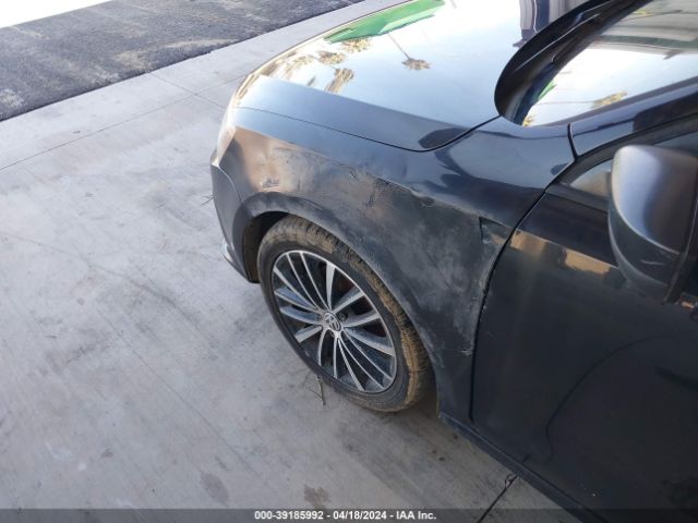 3VWD17AJ3FM404721 Volkswagen Jetta 1.8t Sport