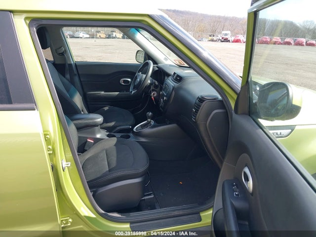 KIA SOUL + 2017 KNDJP3A5XH7877853 Image 5