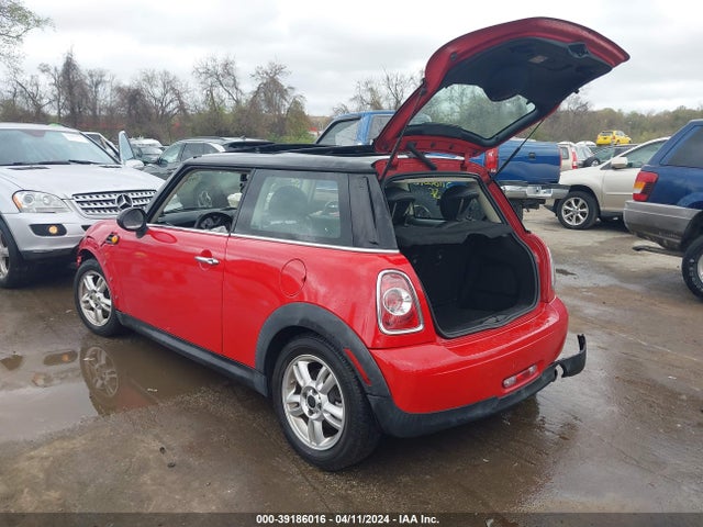 2012 MINI COOPER WMWSU3C56CT542726 Photo 2