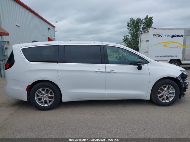 2C4RC1BG4RR116352 Chrysler Pacifica Touring L