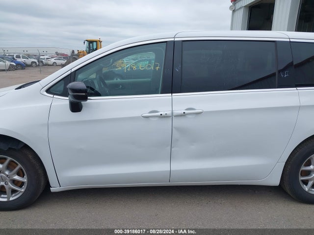 2C4RC1BG4RR116352 Chrysler Pacifica Touring L