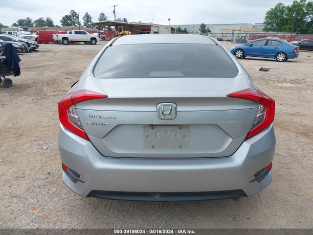 Honda Civic Lx 2018 2HGFC2F53JH581895 Image 16