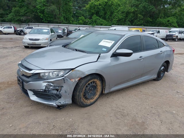 Honda Civic Lx 2018 2HGFC2F53JH581895 Image 2
