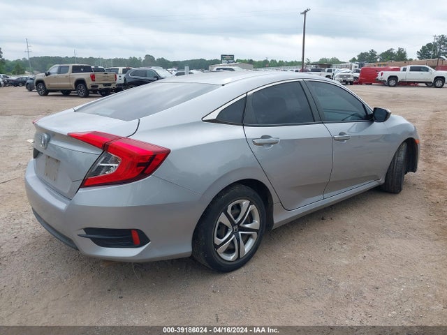Honda Civic Lx 2018 2HGFC2F53JH581895 Image 4
