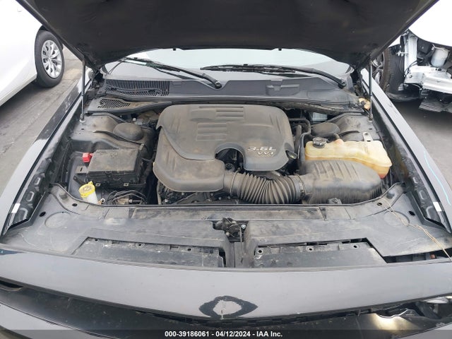 Dodge Challenger Sxt Plus 2018 2C3CDZAG1JH286802 Image 10