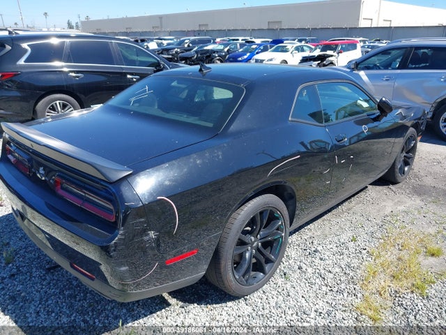 Dodge Challenger Sxt Plus 2018 2C3CDZAG1JH286802 Image 4