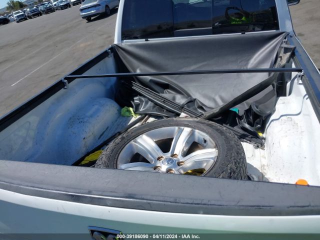 1C6RR7HT8FS520570 RAM 1500 Sport