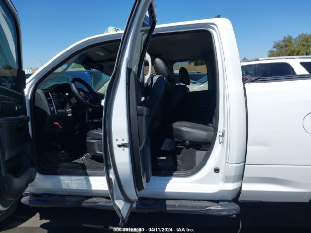 1C6RR7HT8FS520570 RAM 1500 Sport
