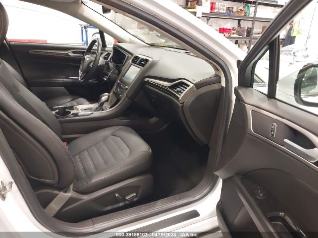 3FA6P0PU6GR304772 Ford Fusion Energi Se Luxury