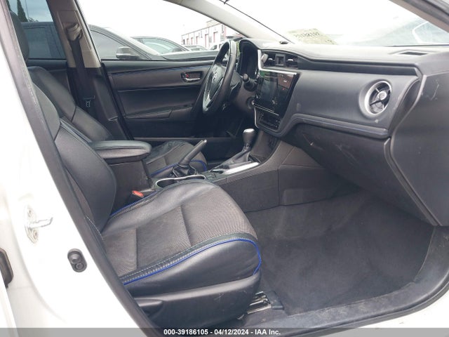 Toyota COROLLA SE 2017 5YFBURHE8HP691670 Image 5