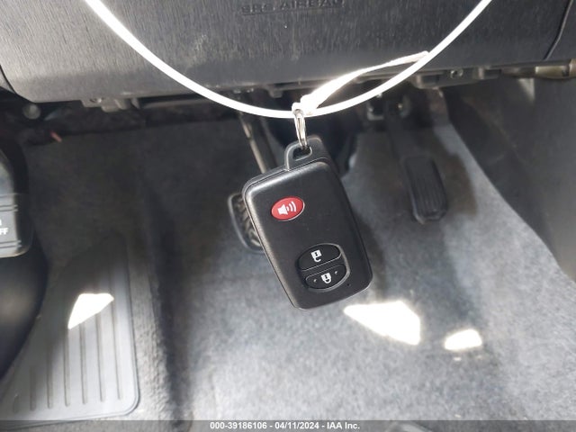Toyota Prius Four 2014 JTDKN3DU2E1751434 Image 11