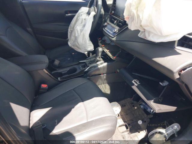 5YFEPRAE4LP041032 Toyota COROLLA LE