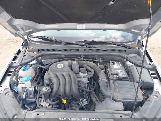 3VW2K7AJ2EM226514 Volkswagen Jetta 2.0l S
