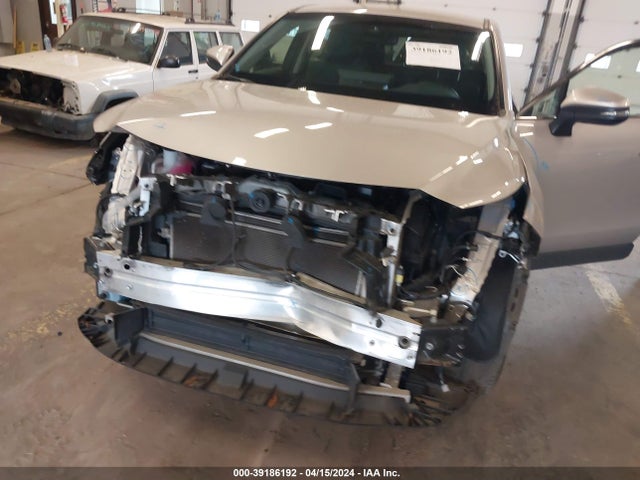 Toyota VENZA LE 2022 JTEAAAAH4NJ101289 Image 20