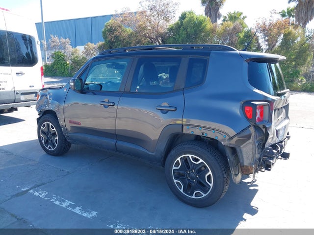 ZACCJBCBXHPF27813 Jeep Renegade Trailhawk 4x4