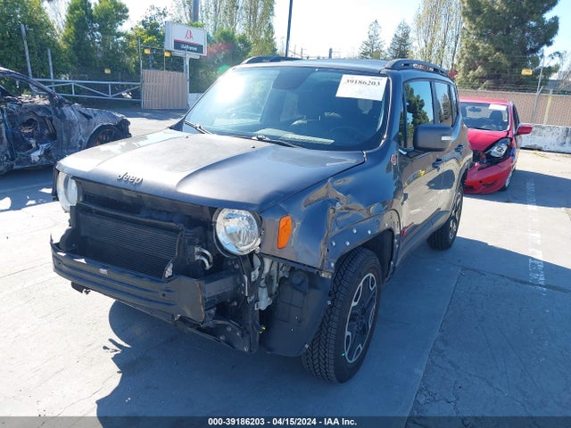 ZACCJBCBXHPF27813 Jeep Renegade Trailhawk 4x4