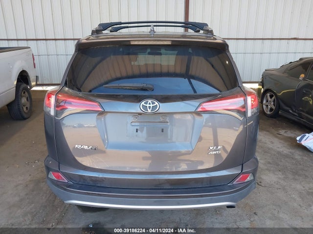 Toyota Rav4 Xle 2016 2T3RFREV1GW502746 Image 17