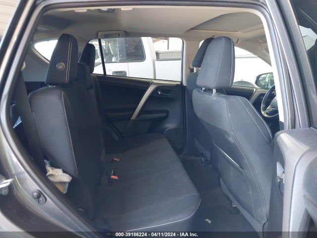 Toyota Rav4 Xle 2016 2T3RFREV1GW502746 Image 8