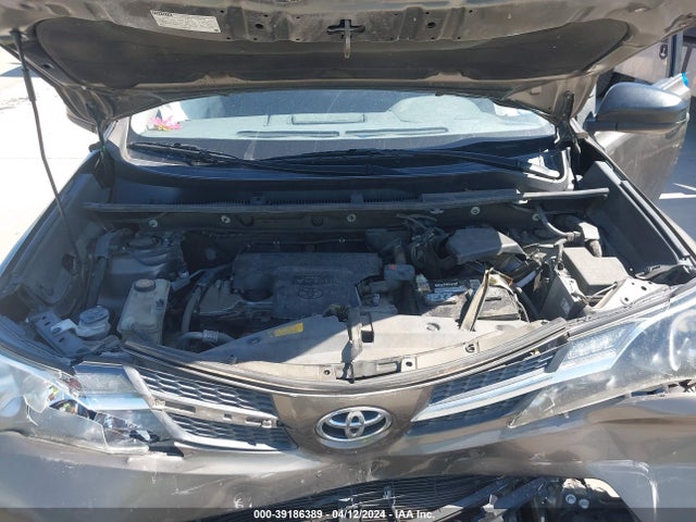 Toyota RAV4 LE 2015 2T3BFREV9FW313102 Image 10
