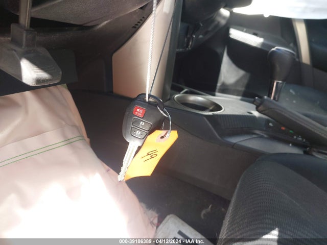 Toyota RAV4 LE 2015 2T3BFREV9FW313102 Image 11