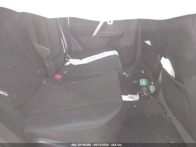 Toyota RAV4 LE 2015 2T3BFREV9FW313102 Image 8