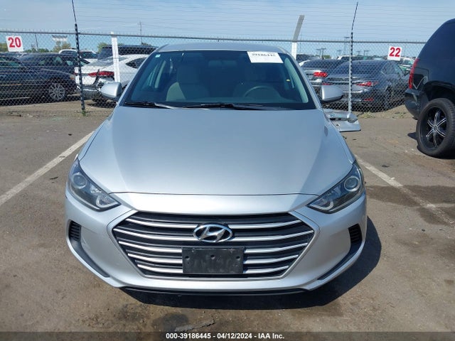 Hyundai ELANTRA SEL 2018 5NPD84LF5JH256205 Image 13