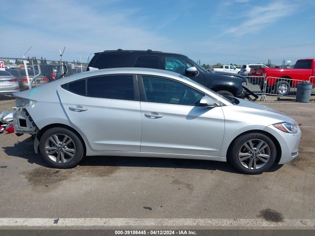 Hyundai ELANTRA SEL 2018 5NPD84LF5JH256205 Image 14