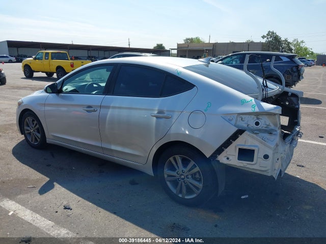 Hyundai ELANTRA SEL 2018 5NPD84LF5JH256205 Image 15