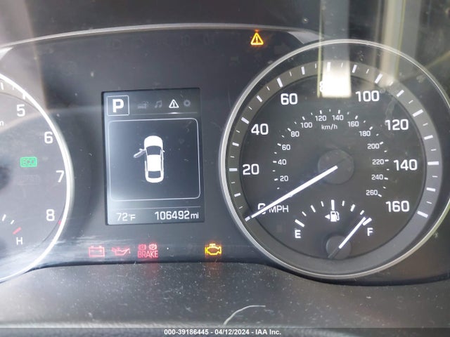 Hyundai ELANTRA SEL 2018 5NPD84LF5JH256205 Image 16