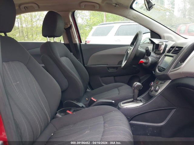 Chevrolet Sonic Lt Auto 2015 1G1JC5SH5F4171588 Image 5