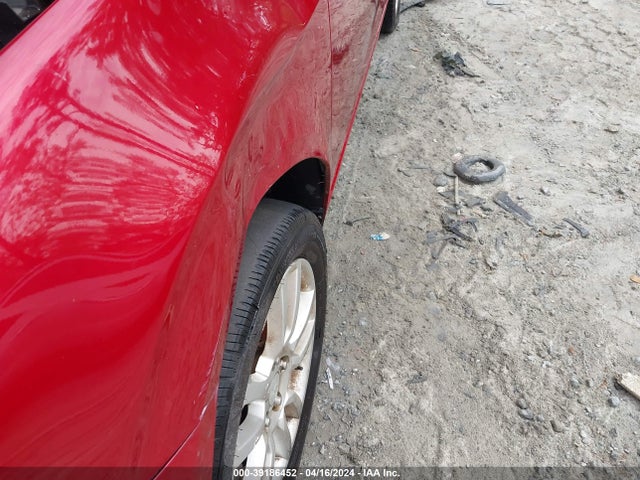 Chevrolet Sonic Lt Auto 2015 1G1JC5SH5F4171588 Image 6