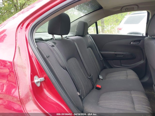 Chevrolet Sonic Lt Auto 2015 1G1JC5SH5F4171588 Image 8